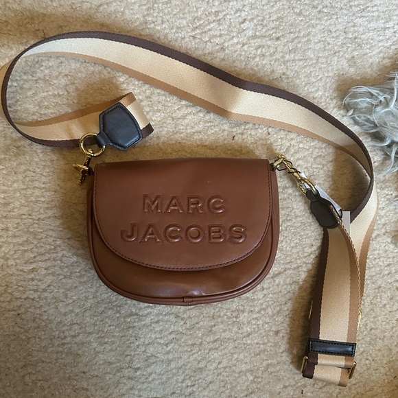 March Jacobs Crossbody - Picture 1 of 4